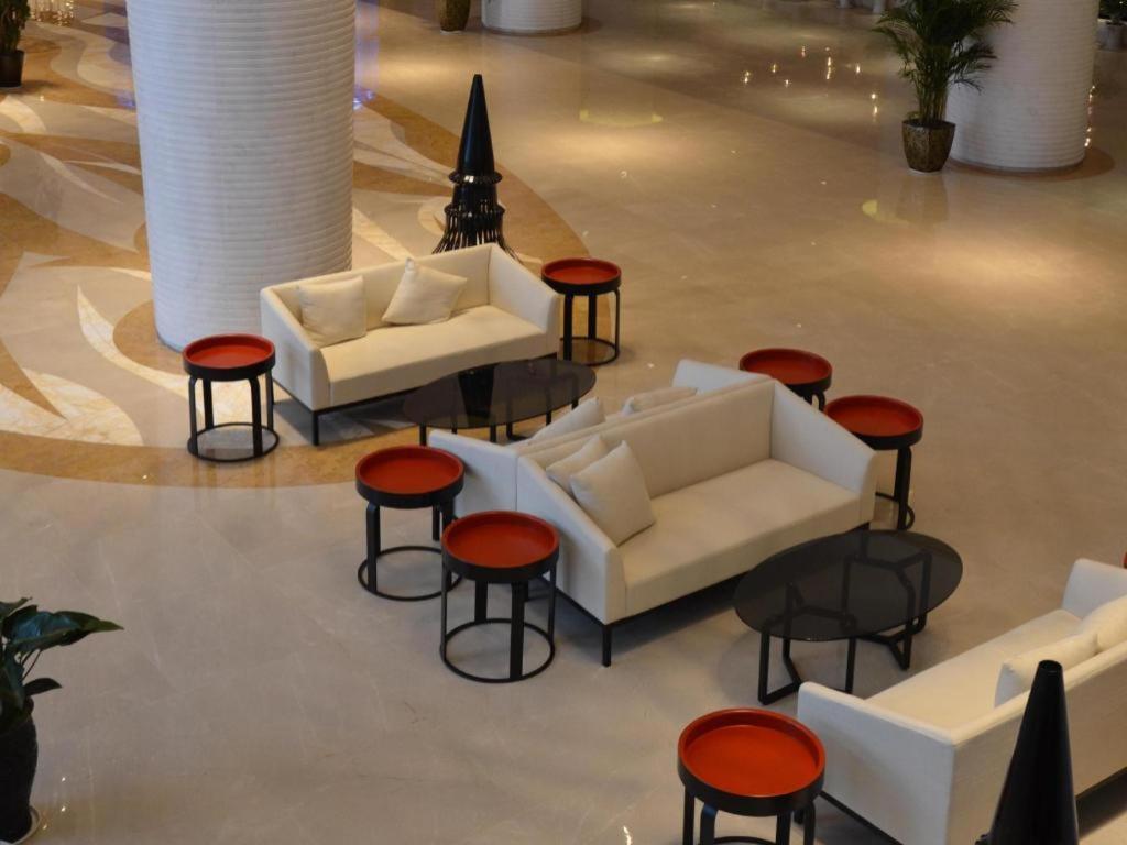 Wyndham Garden Hotel Lingshui  Exterior photo