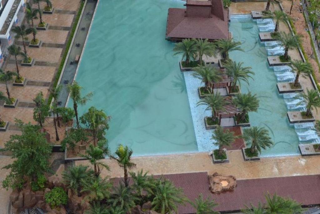 Wyndham Garden Hotel Lingshui  Exterior photo